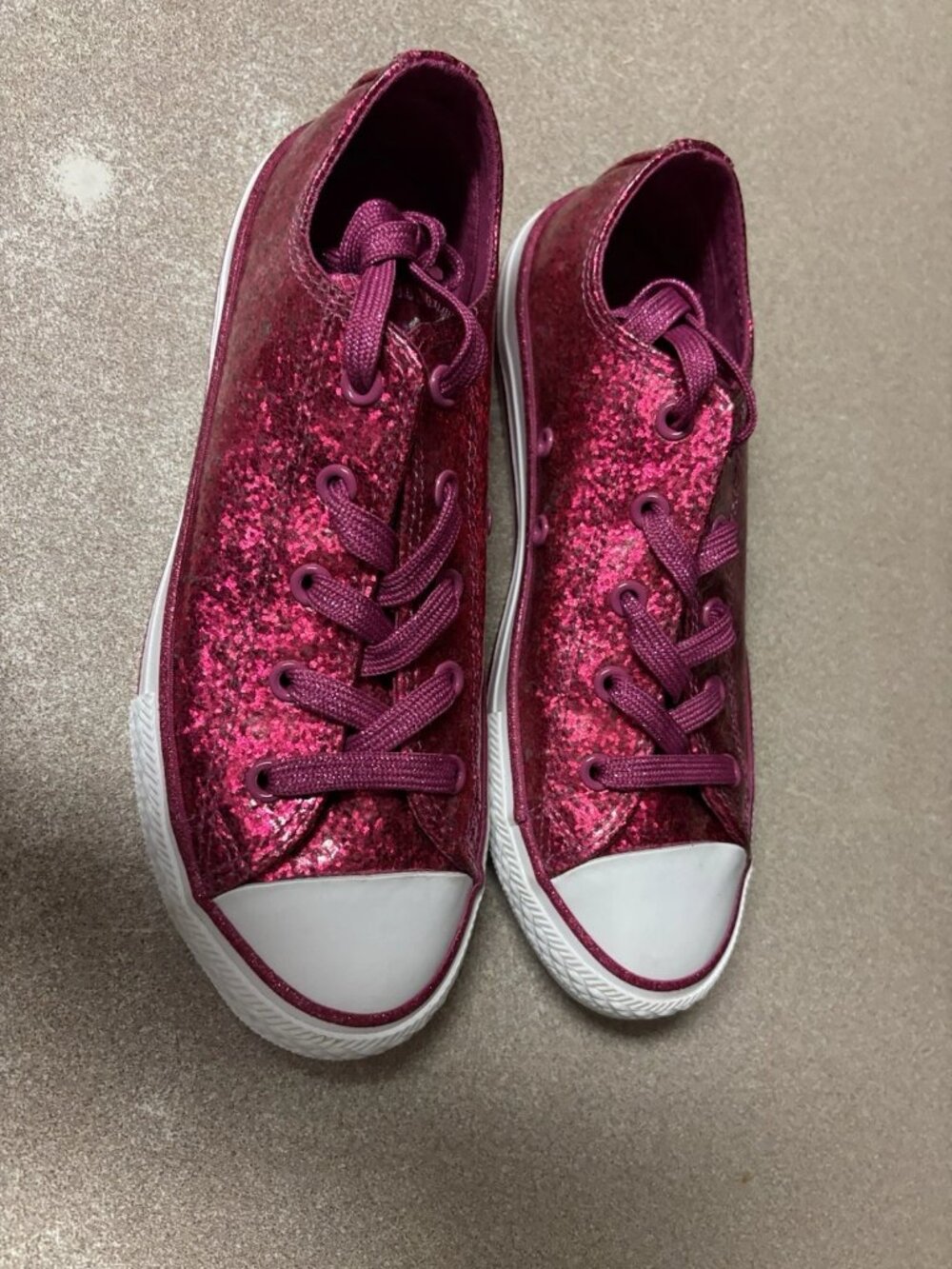 Girls Converse size 3 Big Kids Pink - Look New- Nice